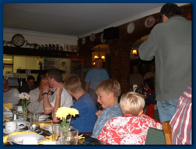 600x449 pixels (129K)